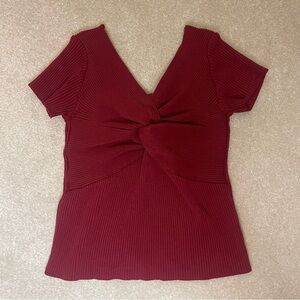 Red Burgundy Ribbed Twist Front Top V-Neck Short Sleeve Fitted Knit Shirt small